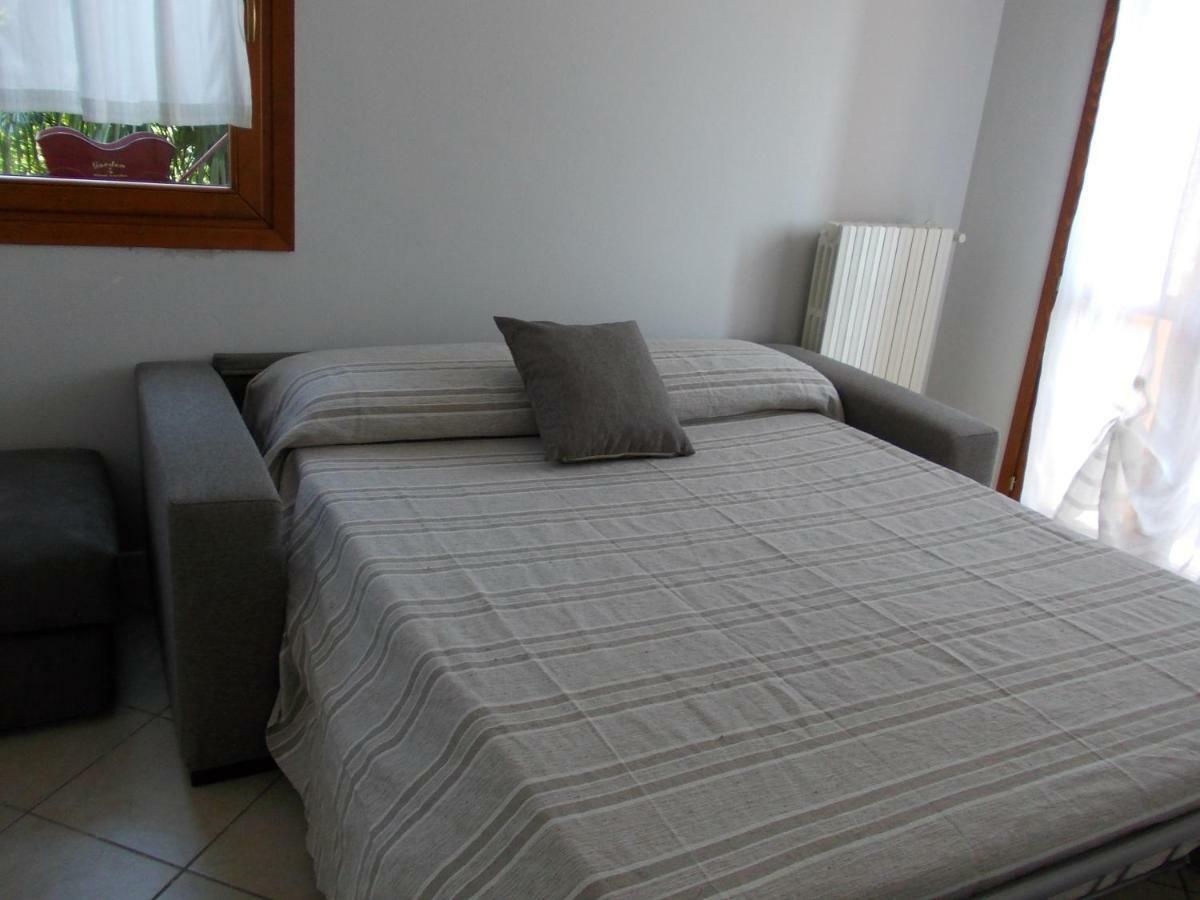 Alessandria Residence Desenzano del Garda Eksteriør billede